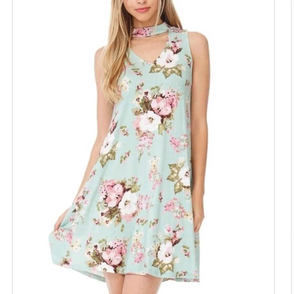 Floral choker mini dress - Picture 2 of 8